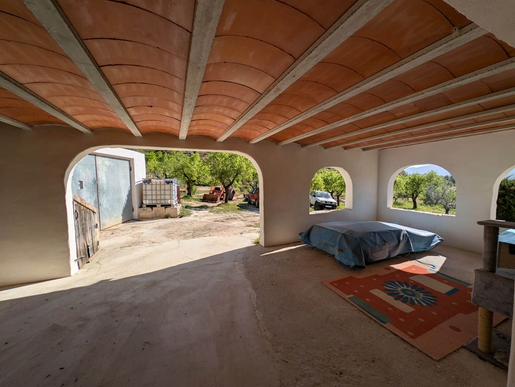 2 soverom Finca/Herregård til salgs i Gandesa med svømmebasseng garasje - € 172 000 (Ref: 9742145)