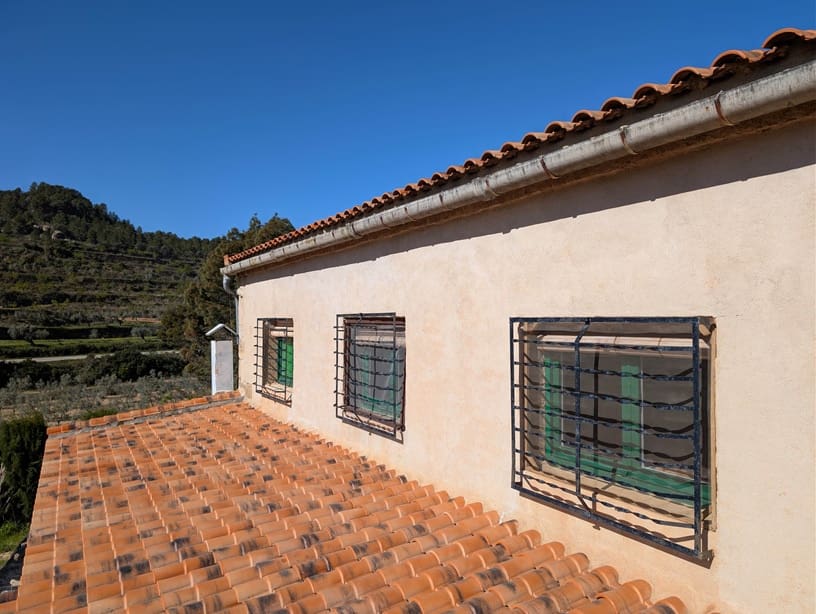 2 soverom Finca/Herregård til salgs i Gandesa med svømmebasseng garasje - € 172 000 (Ref: 9742145)