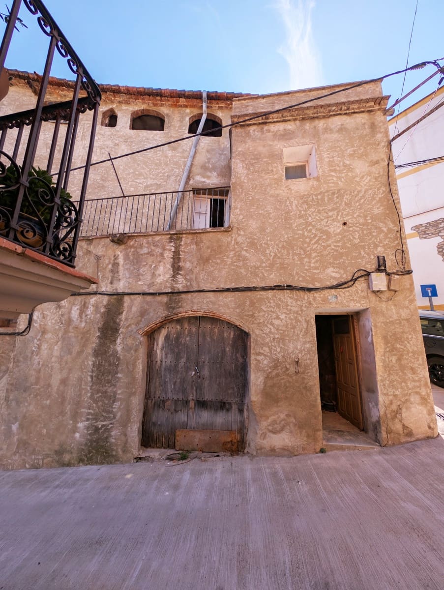 Byhus til salg i Rasquera med garage - € 10.000 (Ref: 9789530)