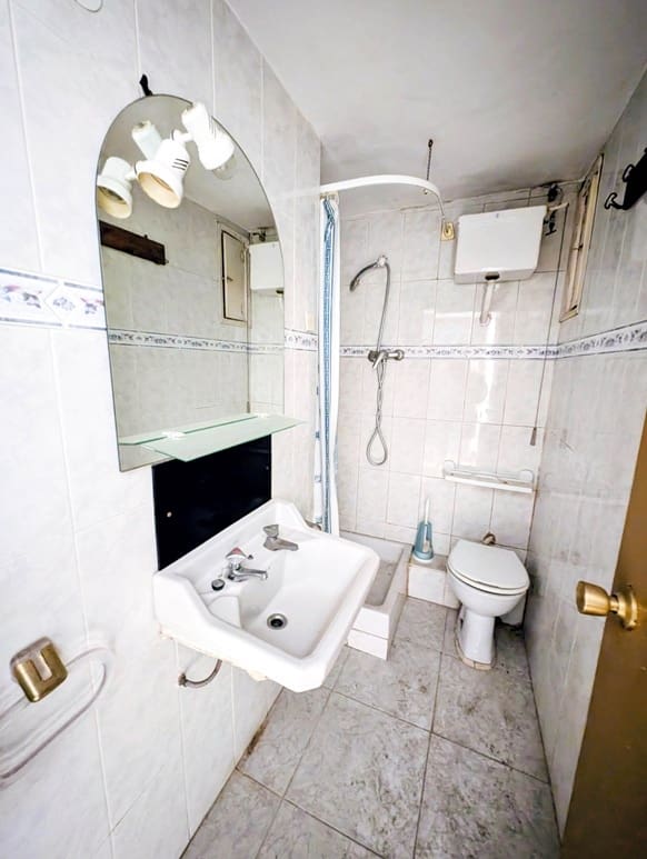 6 soverom Hus til salgs i Rasquera - € 42 000 (Ref: 9815144)