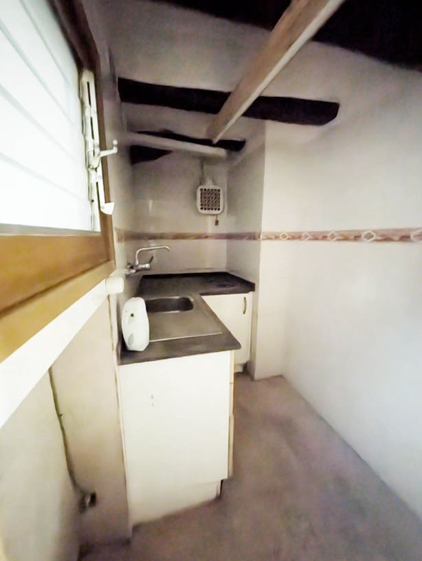 6 soverom Hus til salgs i Rasquera - € 42 000 (Ref: 9815144)