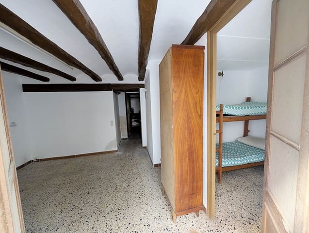 6 soverom Hus til salgs i Rasquera - € 42 000 (Ref: 9815144)