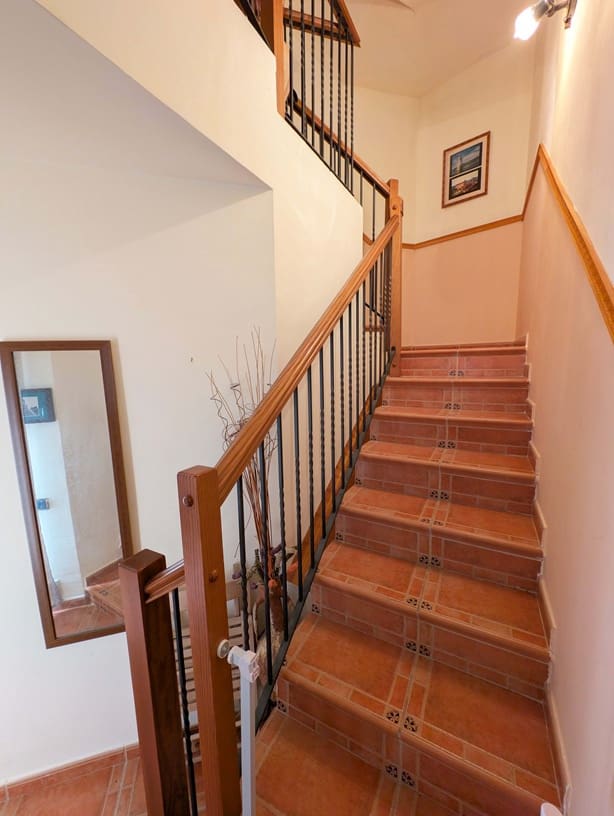 3 slaapkamer Huis te koop in Riba-roja d'Ebre - € 160.000 (Ref: 9885297)