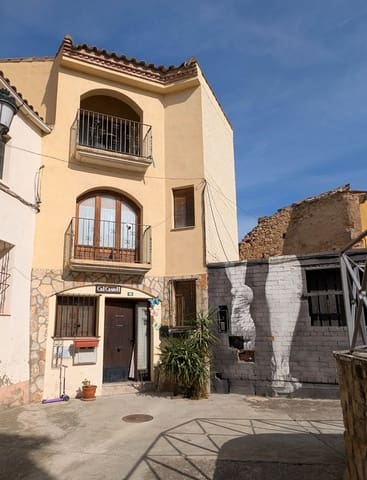 3 slaapkamer Huis te koop in Riba-roja d'Ebre - € 160.000 (Ref: 9885297)