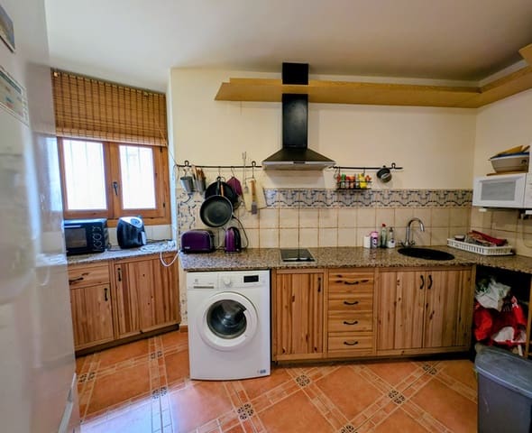 3 slaapkamer Huis te koop in Riba-roja d'Ebre - € 160.000 (Ref: 9885297)