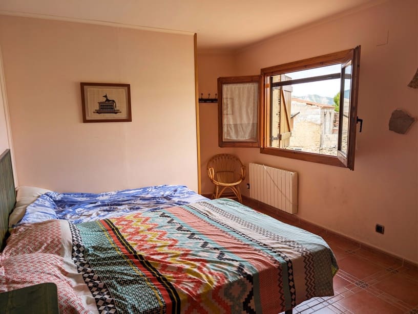 3 slaapkamer Huis te koop in Riba-roja d'Ebre - € 160.000 (Ref: 9885297)