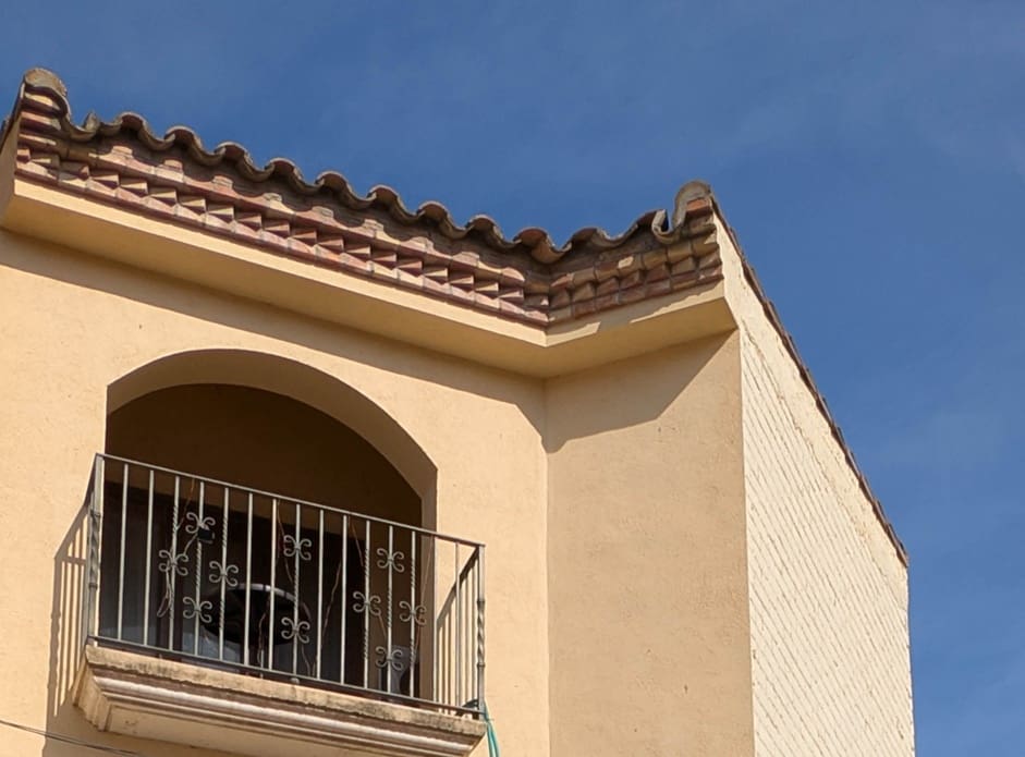3 slaapkamer Huis te koop in Riba-roja d'Ebre - € 160.000 (Ref: 9885297)