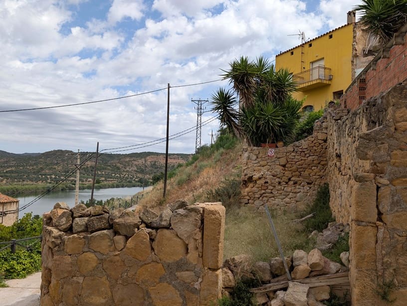 3 slaapkamer Huis te koop in Riba-roja d'Ebre - € 160.000 (Ref: 9885297)