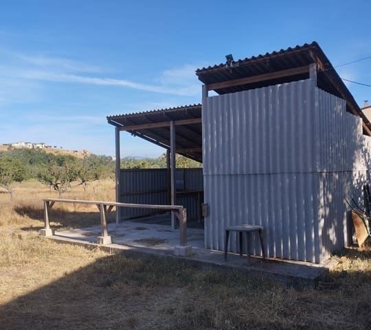 3 soverom Finca/Herregård til salgs i Garcia - € 189 000 (Ref: 9902408)
