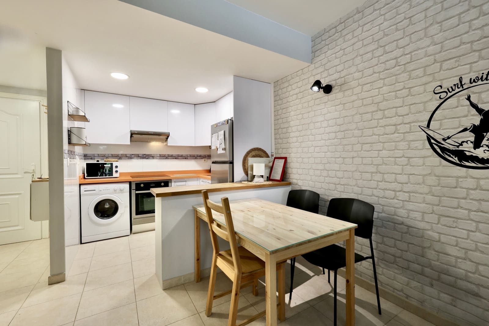 1 soverom Leilighet til salgs i Arenal med svømmebasseng garasje - € 279 000 (Ref: 9221324)