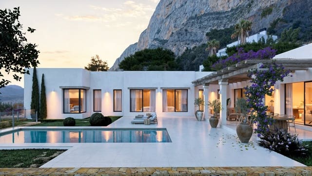 4 soverom Villa til salgs i Montgó - Ermita, Javea / Xàbia med svømmebasseng garasje - € 1 875 000 (Ref: 9221327)