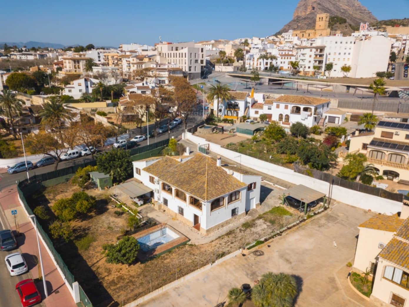 8 soveværelse Villa til salg i Javea / Xabia med swimmingpool garage - € 930.000 (Ref: 9221337)