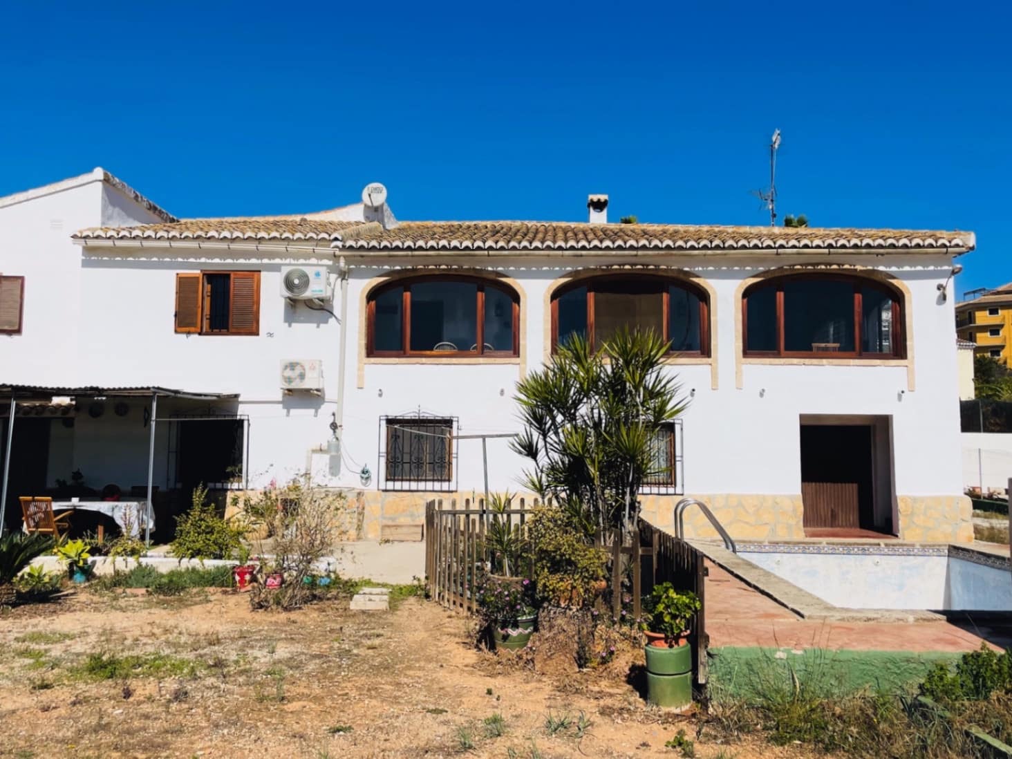 8 soveværelse Villa til salg i Javea / Xabia med swimmingpool garage - € 930.000 (Ref: 9221337)