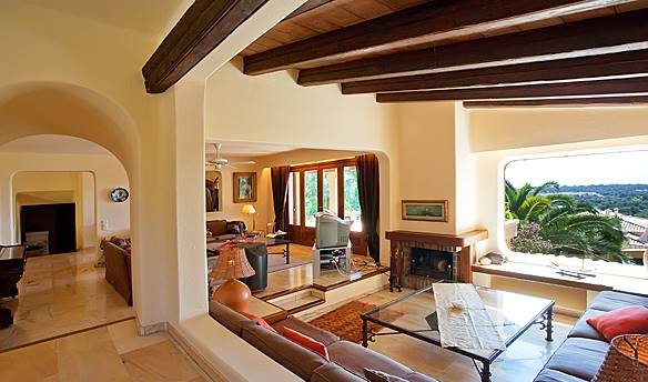 6 soveværelse Villa til salg i Bendinat med swimmingpool - € 3.500.000 (Ref: 2775798)