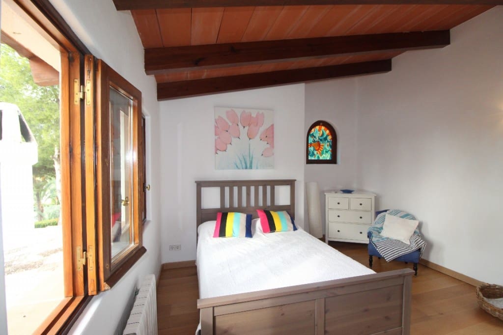 6 soveværelse Villa til salg i Bendinat med swimmingpool - € 3.500.000 (Ref: 2775798)