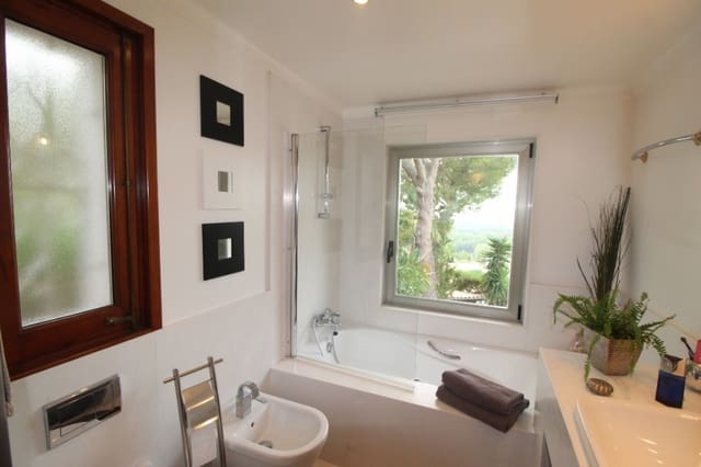 6 soveværelse Villa til salg i Bendinat, Calvià med swimmingpool - € 3.500.000 (Ref: 2775798)