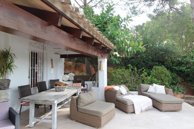 6 soveværelse Villa til salg i Bendinat, Calvià med swimmingpool - € 3.500.000 (Ref: 2775798)