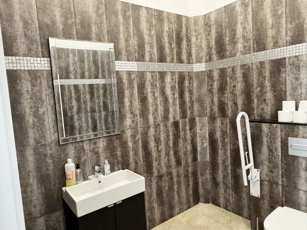 Kommersiell til salgs i Palmanova - € 325 000 (Ref: 3394834)