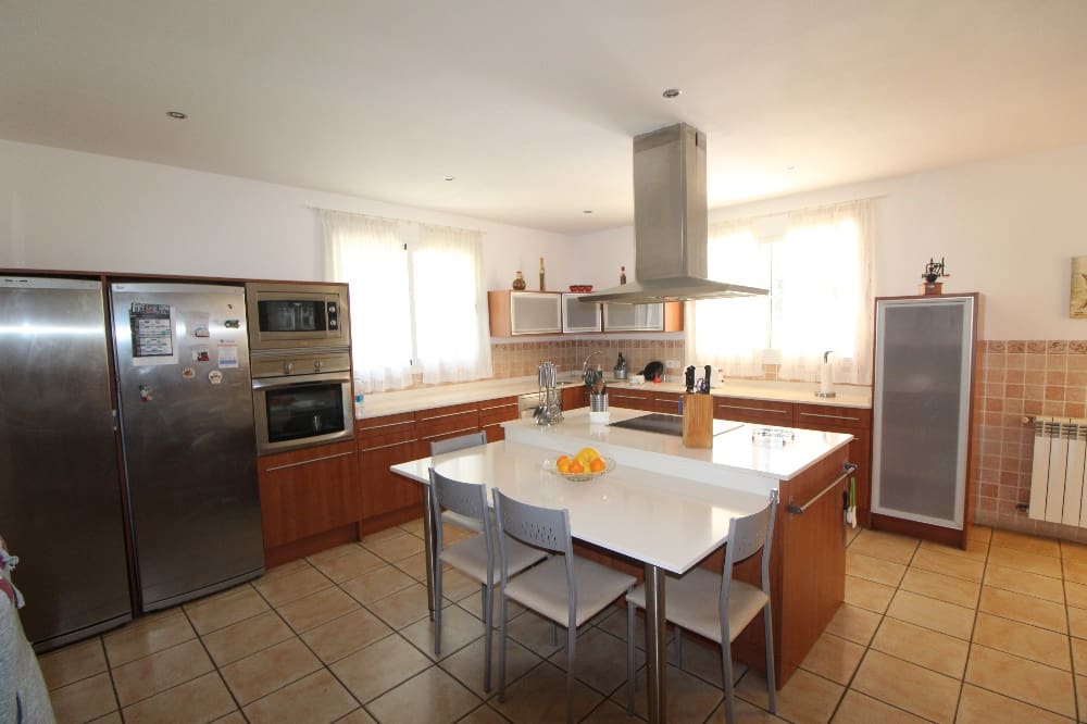 5 soverom Villa til salgs i Santa Ponsa med svømmebasseng garasje - € 2 520 000 (Ref: 4727786)