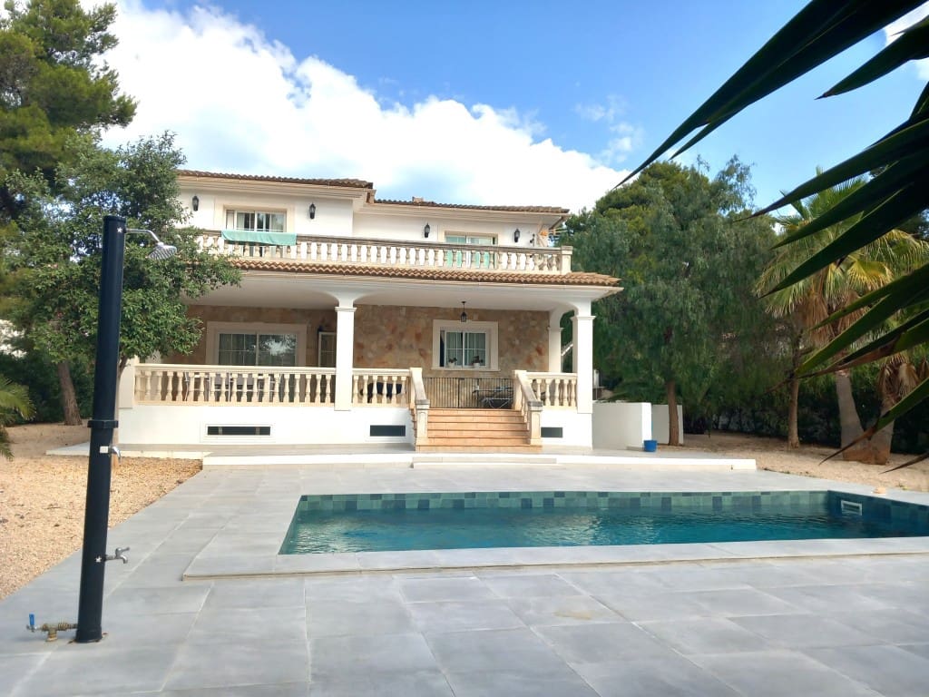 5 soverom Villa til salgs i Santa Ponsa med svømmebasseng garasje - € 2 520 000 (Ref: 4727786)