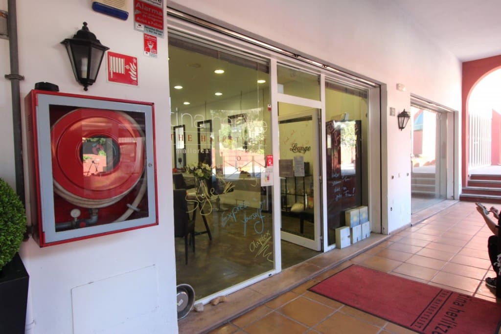 Commercial for sale in Bendinat - € 395,000 (Ref: 5165161)