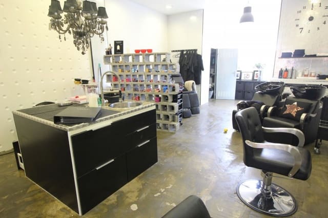 Comercial para venda em Bendinat, Calvià - 395 000 € (Ref: 5165161)