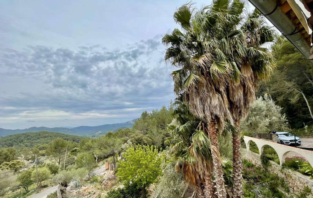 5 soveværelse Finca/Landehus til salg i Puigpunyent med swimmingpool garage - € 1.250.000 (Ref: 5920208)