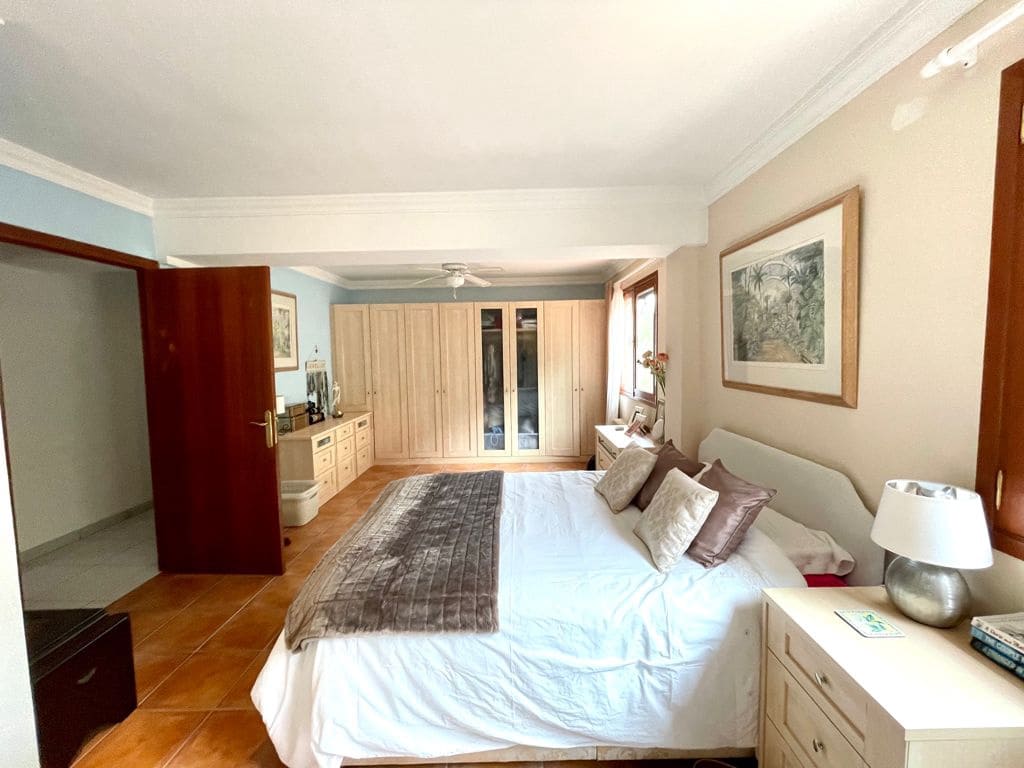 5 soveværelse Finca/Landehus til salg i Puigpunyent med swimmingpool garage - € 1.250.000 (Ref: 5920208)