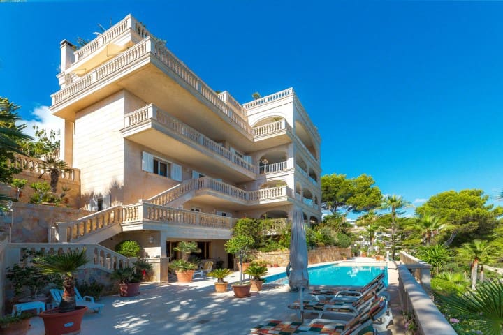 9 makuuhuone Huvila myytävänä paikassa Cala Vinyes / Cala Vinyas / Cala Vinas mukana uima-altaan 
autotalli - 9 900 000 € (Ref: 5961443)