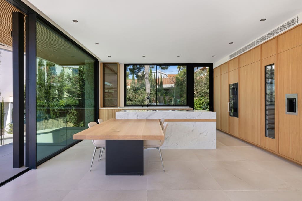 4 soveværelse Villa til salg i Bendinat med swimmingpool garage - € 7.475.000 (Ref: 6287019)