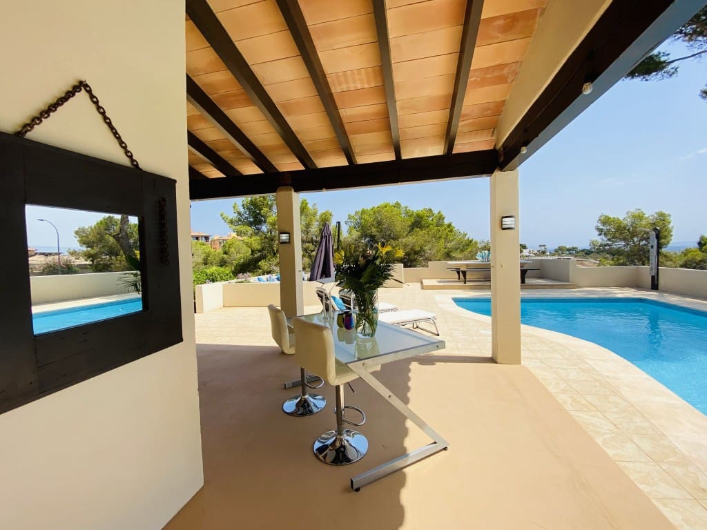 4 sovrum Villa till salu i Sol de Mallorca med pool garage - 2 350 000 € (Ref: 6993351)