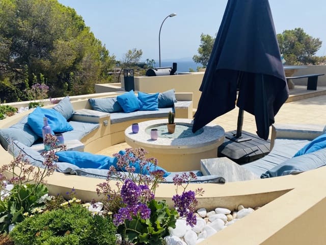 4 soverom Villa til salgs i Sol de Mallorca, Calvià med svømmebasseng garasje - € 2 350 000 (Ref: 6993351)