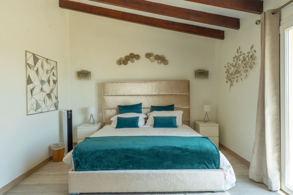 4 sovrum Villa till salu i Sol de Mallorca med pool garage - 2 350 000 € (Ref: 6993351)