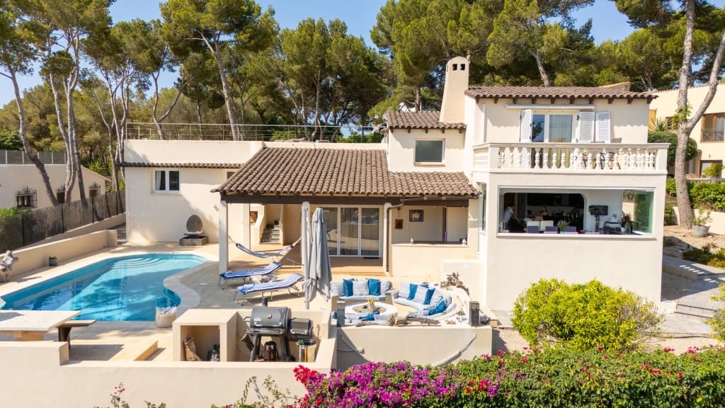 4 sovrum Villa till salu i Sol de Mallorca med pool garage - 2 350 000 € (Ref: 6993351)