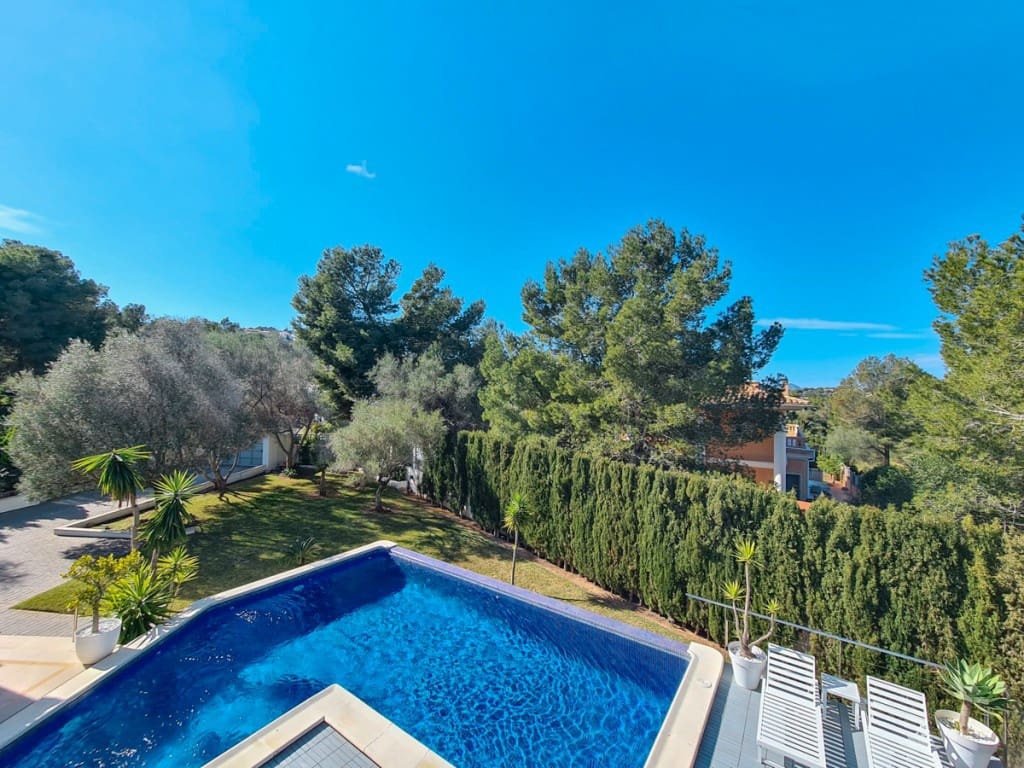 4 soverom Villa til salgs i Santa Ponsa med svømmebasseng garasje - € 2 500 000 (Ref: 7124853)
