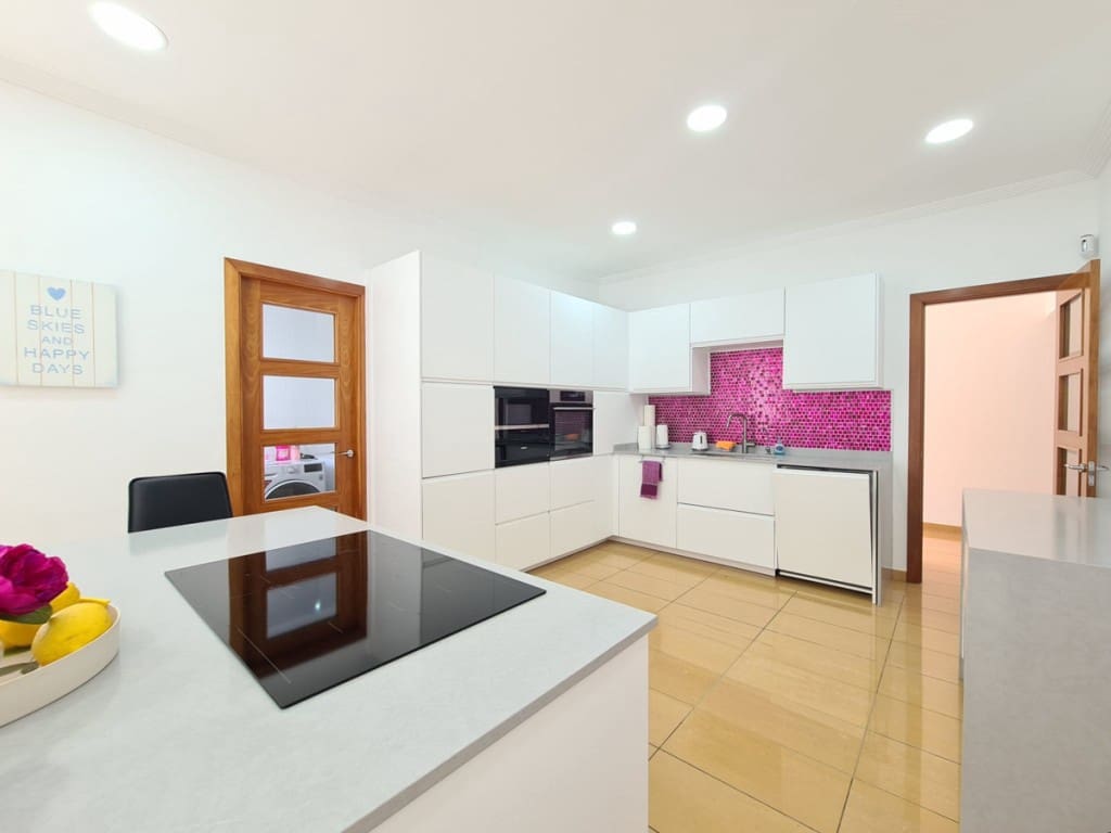 4 soverom Villa til salgs i Santa Ponsa med svømmebasseng garasje - € 2 500 000 (Ref: 7124853)