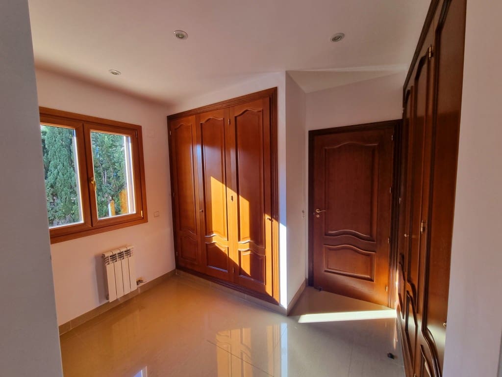 4 sovrum Villa till salu i Santa Ponsa med pool - 2 800 000 € (Ref: 7372699)