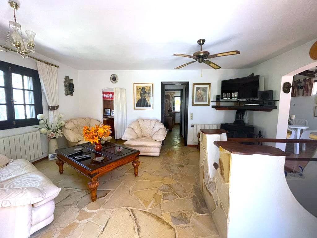 3 soveværelse Villa til salg i Sant Elm - € 699.500 (Ref: 7507228)