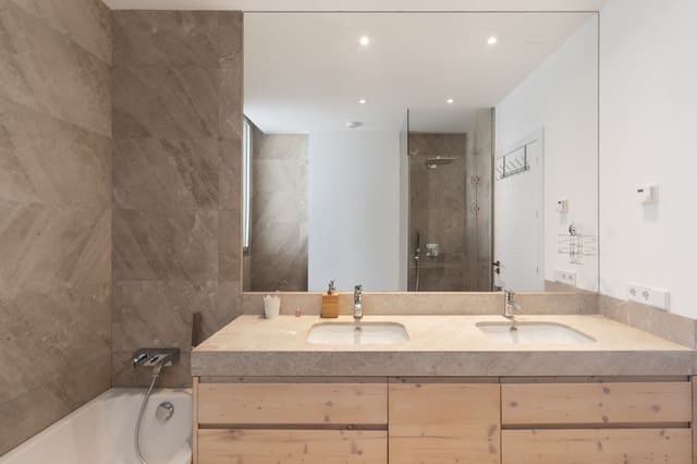 3 soveværelse Lejlighed til salg i La Bonanova, Palma de Mallorca med swimmingpool garage - € 2.100.000 (Ref: 7580913)