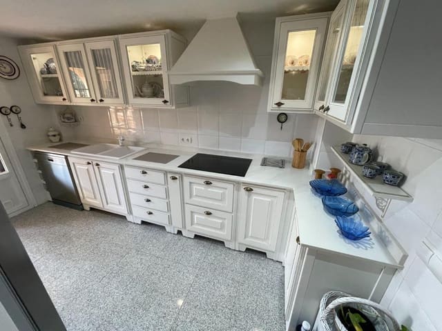 3 slaapkamer Appartement te koop in Portals Nous, Calvià met zwembad garage - € 1.300.000 (Ref: 7748005)