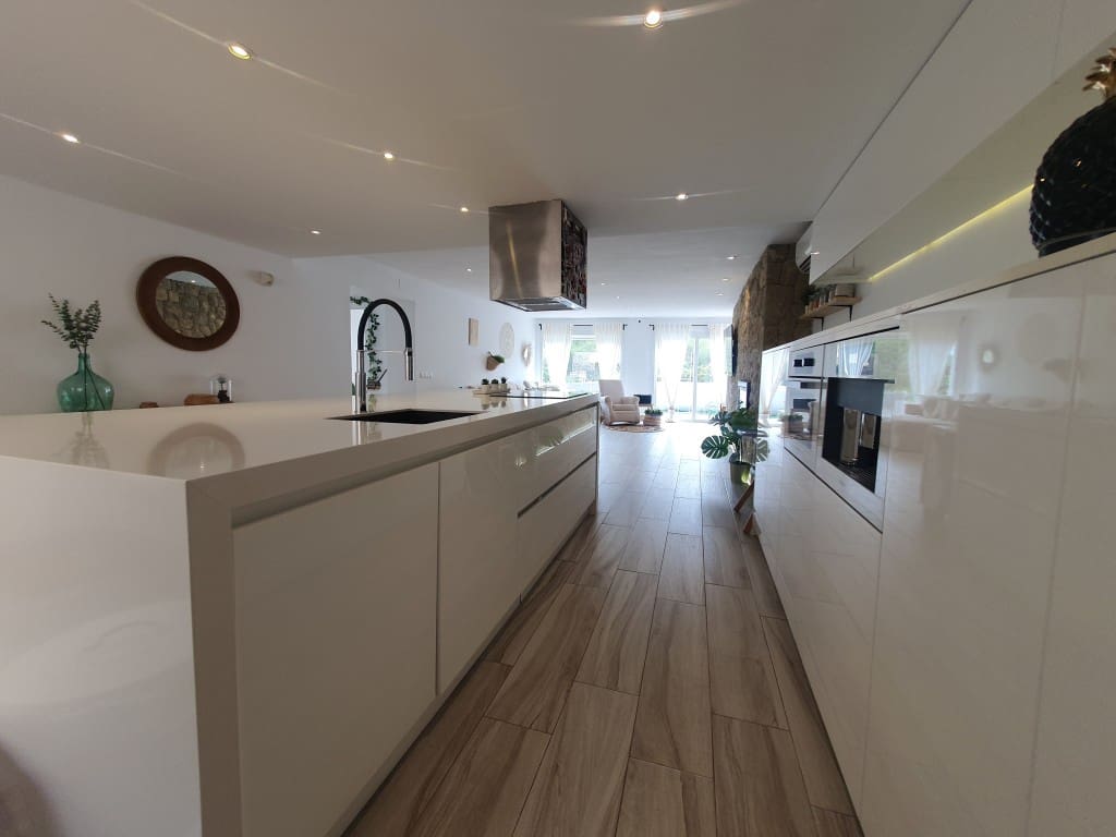 4 sypialnia Finka/Dom wiejski na sprzedaż w Portals Vells z basenem garażem - 1 450 000 € (Ref: 7855007)