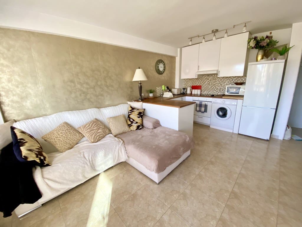 2 soveværelse Lejlighed til salg i Portals Nous med garage - € 375.000 (Ref: 8017089)