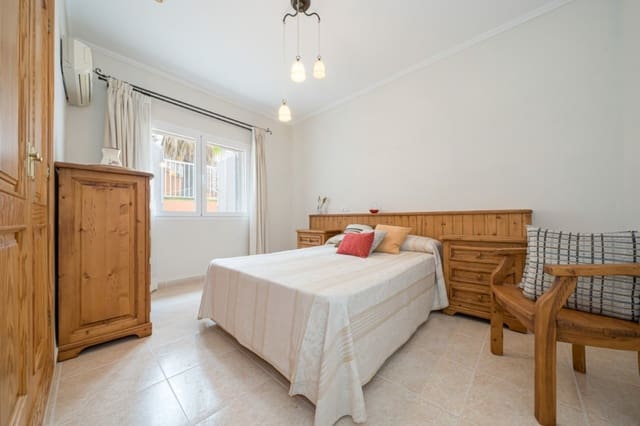 5 sypialnia Willa na sprzedaż w Portals Nous, Calvià z basenem garażem - 2 250 000 € (Ref: 8183380)