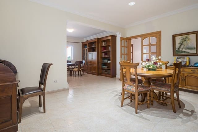 5 sypialnia Willa na sprzedaż w Portals Nous, Calvià z basenem garażem - 2 250 000 € (Ref: 8183380)