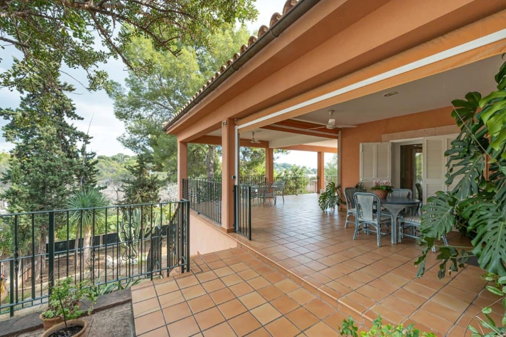 5 sypialnia Willa na sprzedaż w Portals Nous z basenem garażem - 2 250 000 € (Ref: 8183380)
