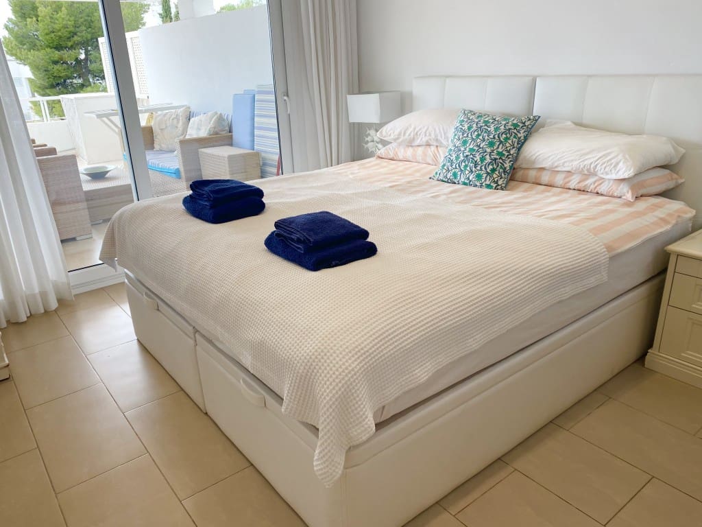 2 Zimmer Apartment zu verkaufen in Portals Nous mit Pool Garage - 1.700.000 € (Ref: 8278735)