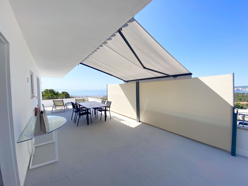 Villa/Maison de 3 chambres à louer à Costa d'en Blanes avec piscine garage - 5 500 € (Ref: 8331468)