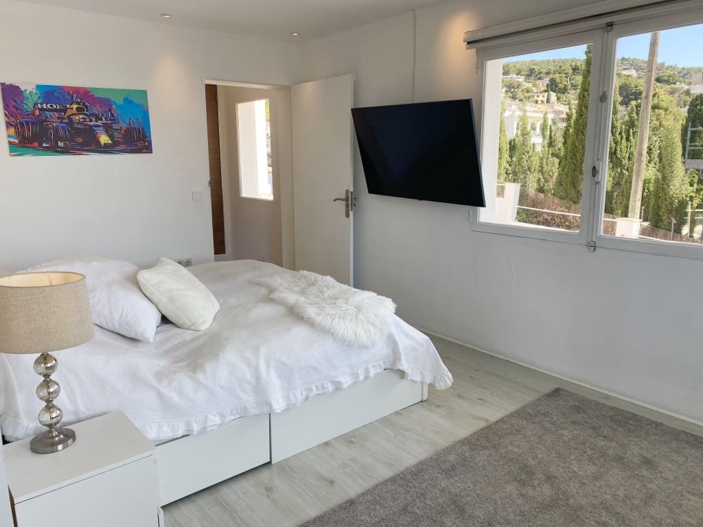 1 slaapkamer Appartement te huur in Costa d'en Blanes met zwembad - € 1.600 (Ref: 8398310)