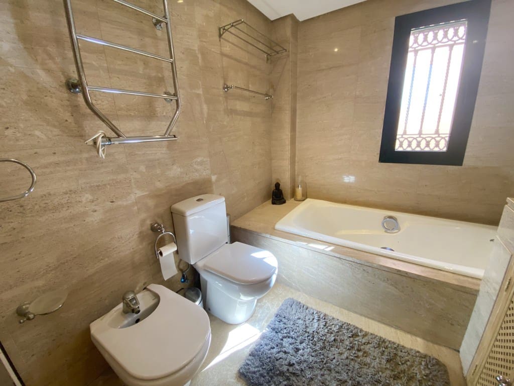 2 soveværelse Lejlighed til salg i Bendinat med swimmingpool garage - € 895.000 (Ref: 8640743)