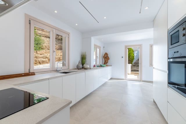 5 soveværelse Villa til salg i Son Vida, Palma de Mallorca med swimmingpool garage - € 3.970.000 (Ref: 8691089)